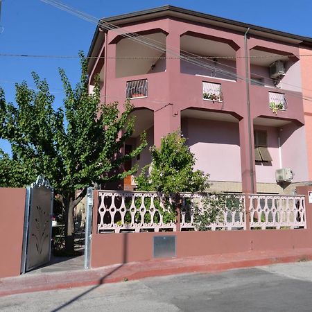 לינה וארוחת בוקר אורי Casa Andreana מראה חיצוני תמונה