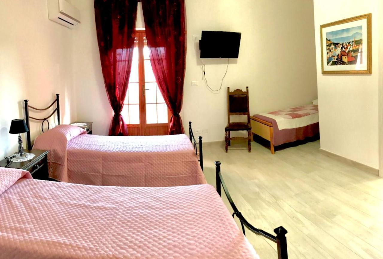 לינה וארוחת בוקר אורי Casa Andreana מראה חיצוני תמונה